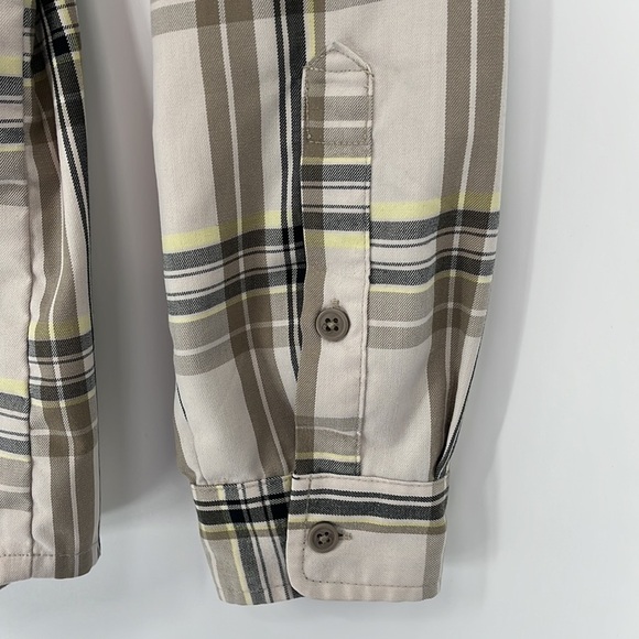 Columbia Omni Wick Yellow/Tan Plaid Button-Down Shirt Men’s Size XL - Picture 7 of 9